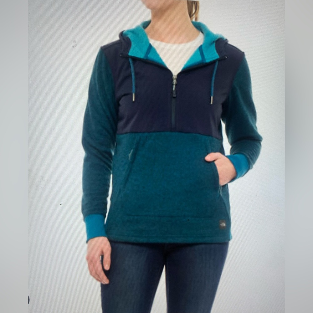 The North Face Tech Sherpa Pullover Hoodie NWT